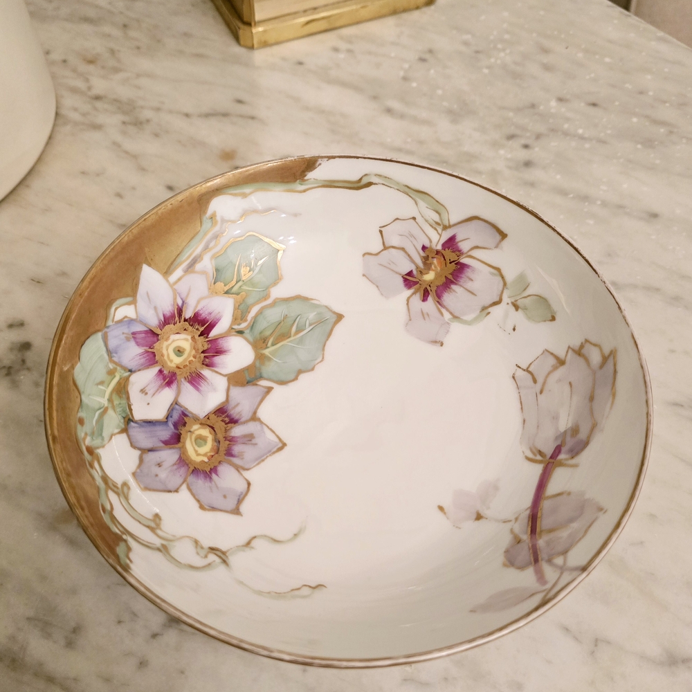 La Seynie Limoges P&P Porcelain Claw Foot Bowl - Hand Painted